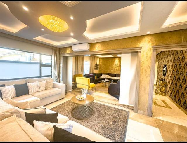 4 BEDROOM HOUSE FOR SALE IN MOUNTAIN RISE